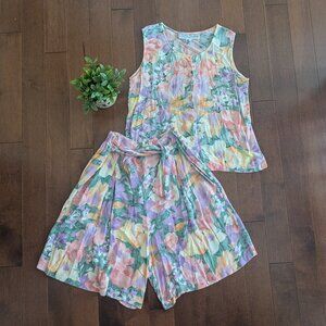 PASTEL FLORAL PRINT VINTAGE BUTTON UP TOP & FLOWY SHORT SET